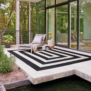 Timeless Black Concentric Rectangle Rug - 2\' x 8\'