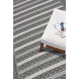 Hammock Sharkskin Cross Sewn Rectangle Rug - 1\'8\" x 2\'6\"
