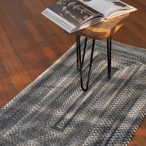 Bambini Cool Gray Concentric Rectangle Rug - 5\'6\" x 5\'6\"