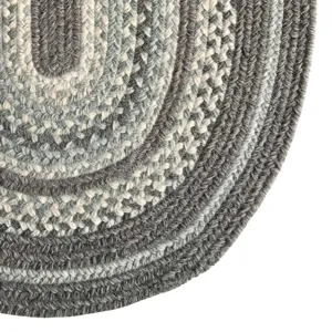 Bradford Greyhound Oval Rug - 2\'3\" x 4\'3\"