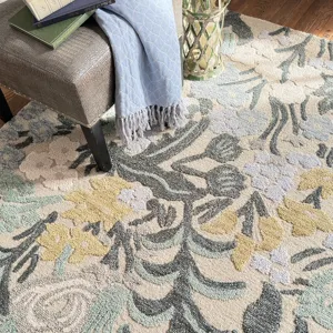 Avanti-Fiori Verde Rectangle Rug - 3\'6\" x 5\'6\"