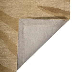 Serengeti-Zebra Beige Rectangle Rug - 2\'6\" x 8\'6\"