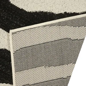 Cape Town Black Rectangle Rug - 5\'3\" x 7\'6\"