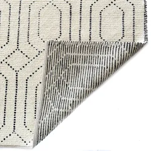 Geometrics Ivory Black Rectangle Rug - 5\' x 8\'