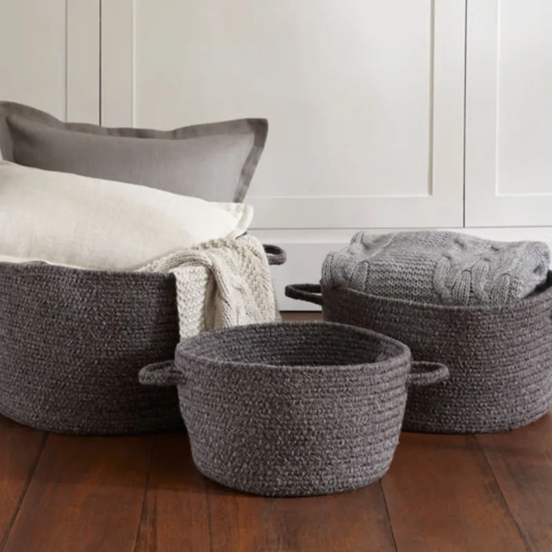 Heathered Grey Oval Rug - 7\' x 9\'