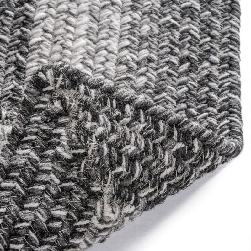 Sturbridge Coventry Gray Concentric Rectangle Rug - 1\'8\" x 2\'6\"