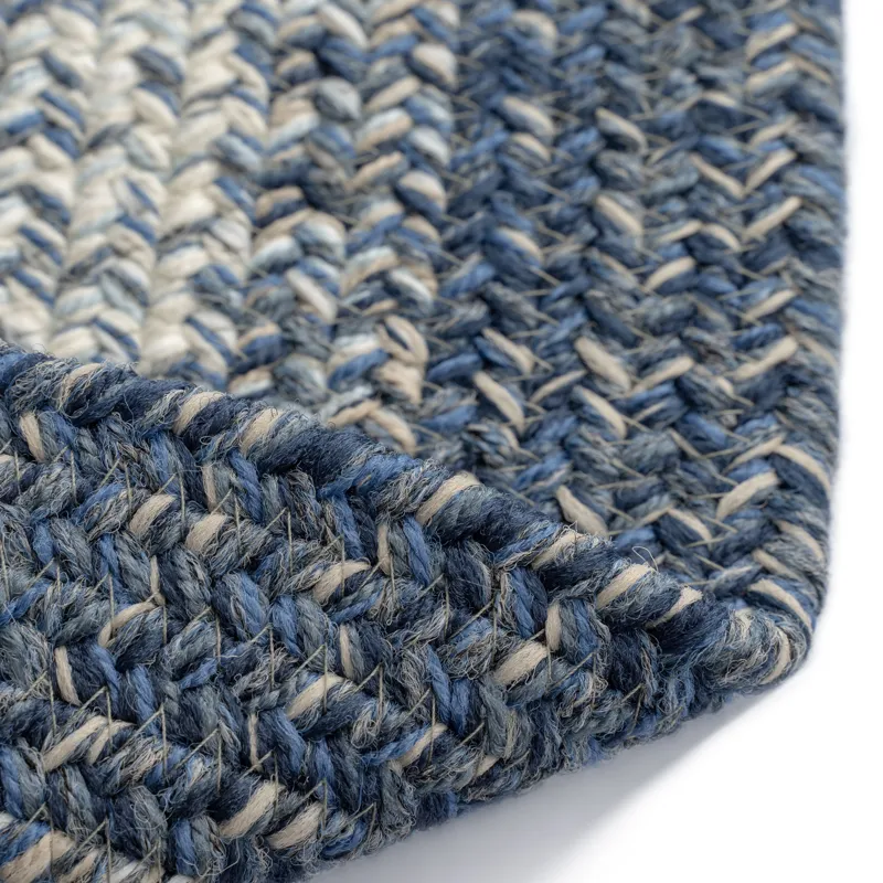 Sturbridge Lake Blue Oval Rug - 5\' x 8\'