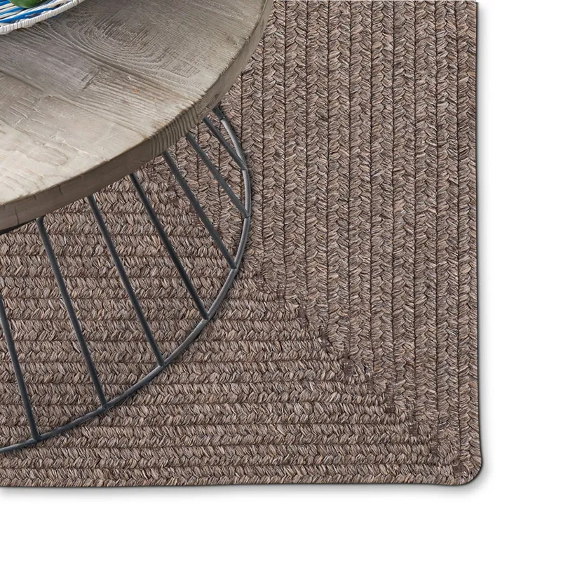 Simplicity Wood Oval Rug - 2\' x 3\'