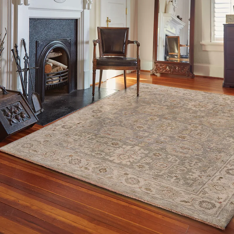 Braymore-Keller Silver Ivory Rectangle Rug - 5\' x 8\'