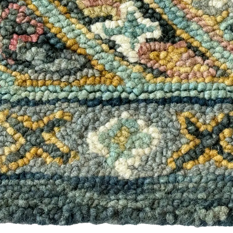 Avanti-Villa Dark Green Rectangle Rug - 2\'6\" x 8\'6\"
