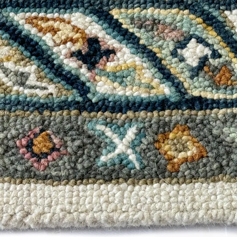 Avanti-Villa Ivory Multi Rectangle Rug - 2\'6\" x 8\'6\"