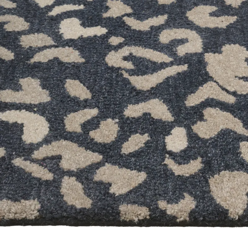 Serengeti-Cheetah River Rectangle Rug - 2\'6\" x 8\'6\"