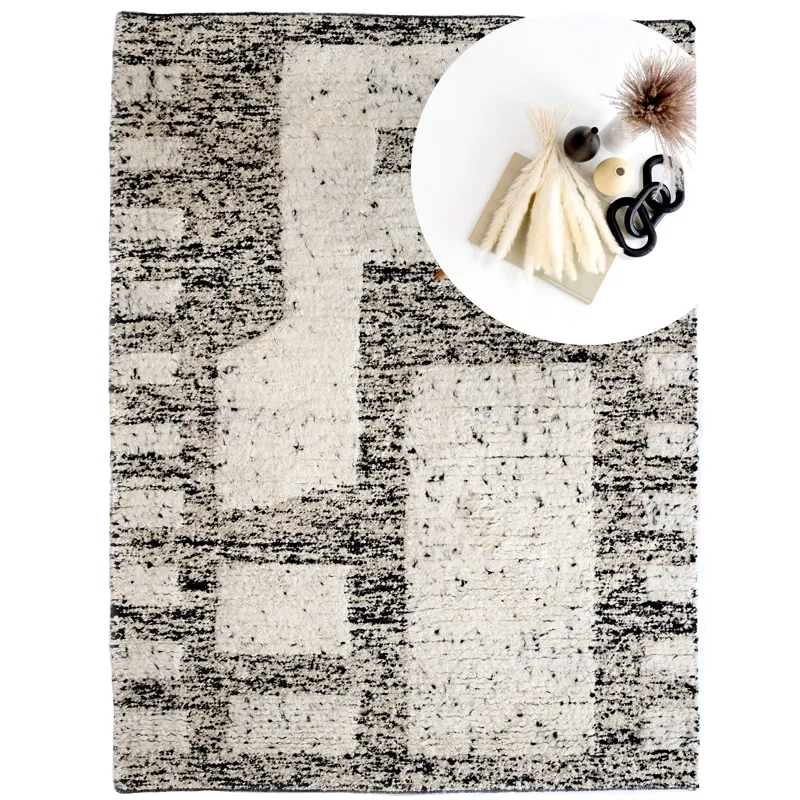 Aria Black White Rectangle Rug - 8\' x 10\'