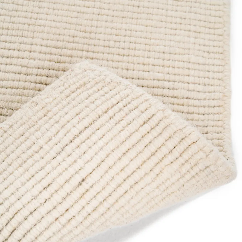 Freeport Vanilla Rectangle Rug - 2\'3\" x 8\'3\"