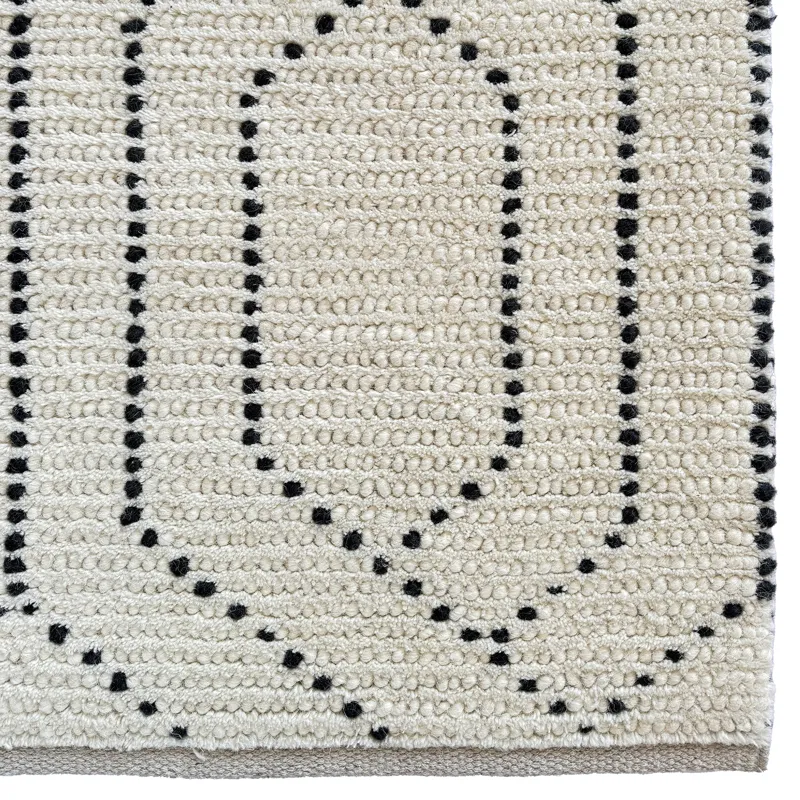 Geometrics Ivory Black Rectangle Rug - 5\' x 8\'