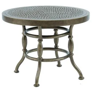 Veranda 24'' Round Occasional Table