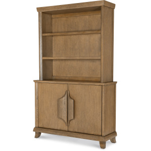 Carrier and Company Case Cyrus Hutch