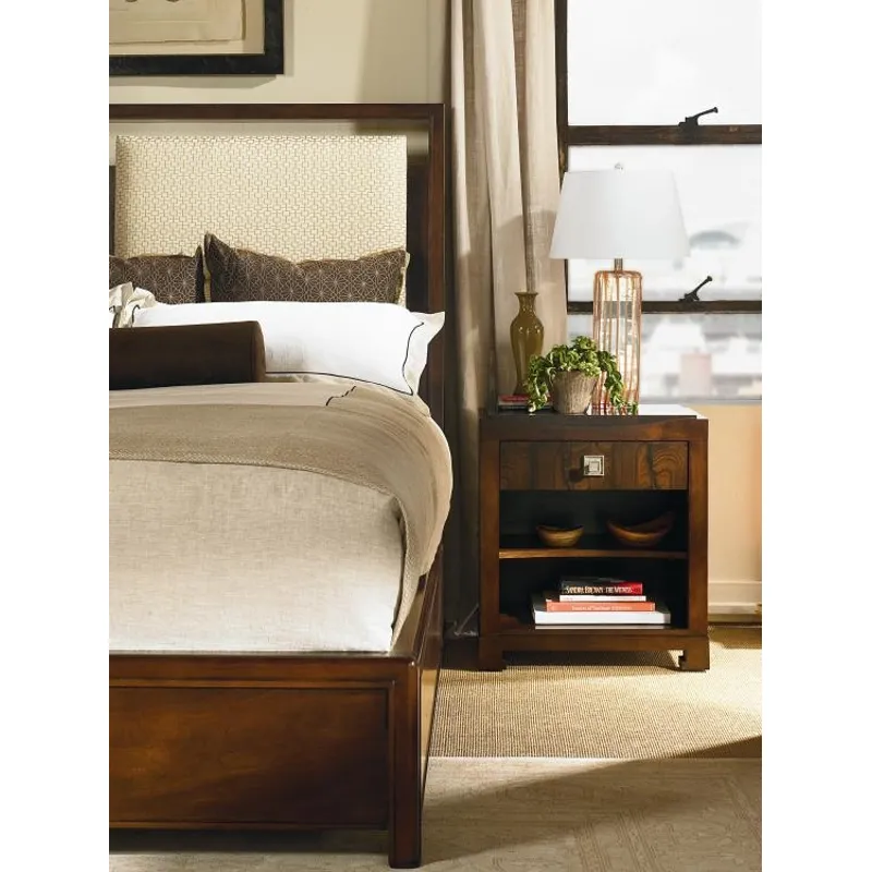 Chin Hua Zibo Nightstand