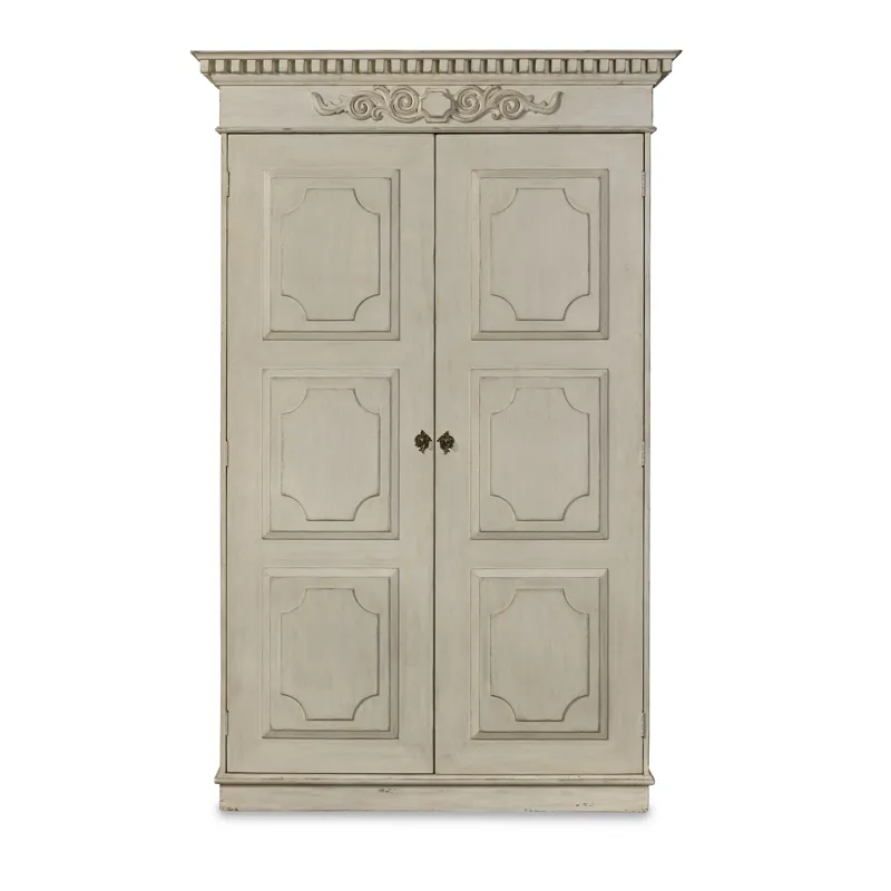 Tara Shaw Casegoods Fountainebleau Wardrobe(Aged Cream)