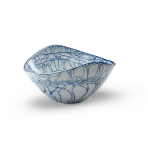 Blue Oval Centerpiece