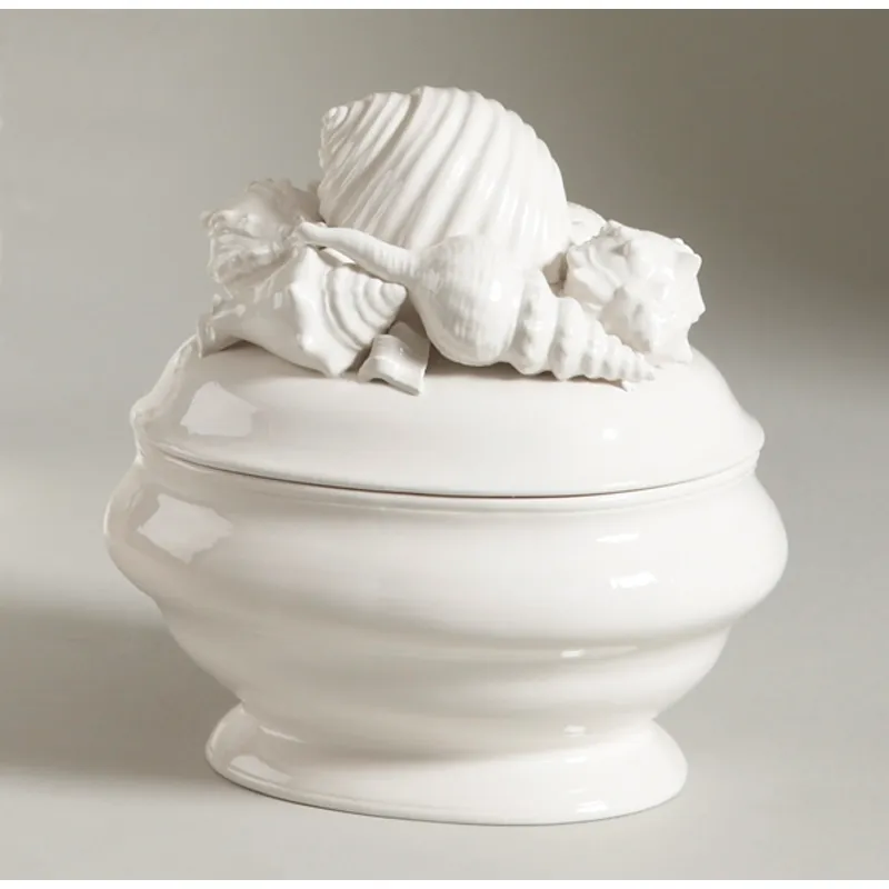 43-0170 Shell Ceramic Tureen