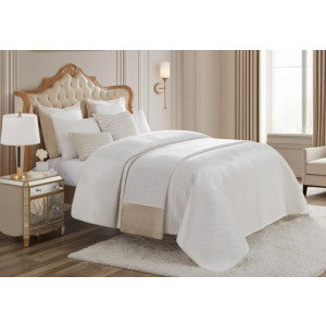 GRACE K IVORY QUILT SET