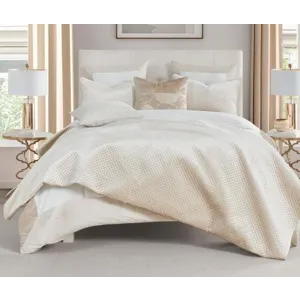 GRACE Q CHAMPAGNE QUILT SET