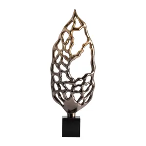 Elliot Medium Sculpture Iii