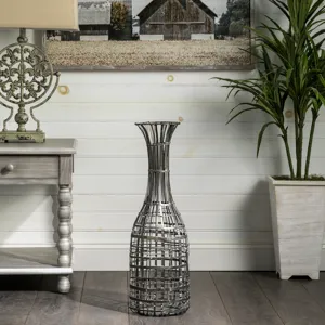 Gi Vase