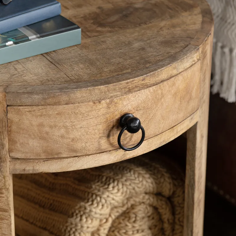Solid Mango Brown Round Accent/end Table