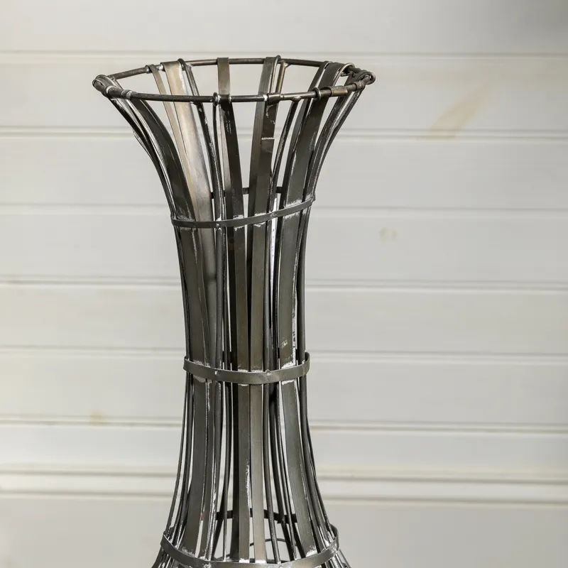 Gi Vase