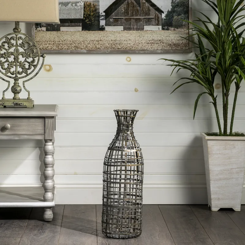 Gi Vase
