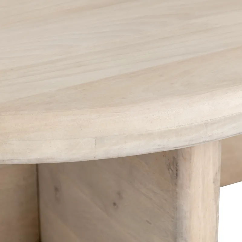 Round Cocktail/coffee Table