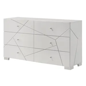Ayla Dresser