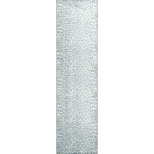 Akina Flannel 2\'3\" x 7\'6\" Runner Rug