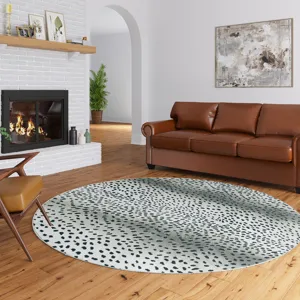Akina Ivory 8\' x 8\' Round Rug
