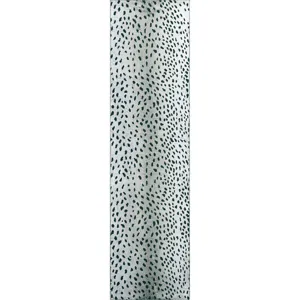 Akina Ivory 2\'3\" x 7\'6\" Runner Rug