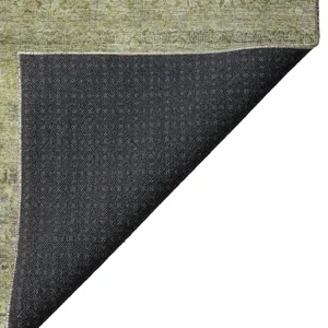 Luxury Washable Indoor/Outdoor Burano Aloe 2\'3\" x 7\'6\" Runner Rug