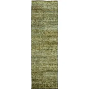 Luxury Washable Indoor/Outdoor Burano Olive 2\'3\" x 7\'6\" Runner Rug