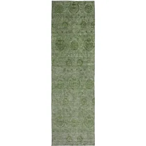 Luxury Washable Indoor/Outdoor Burano Olive 2\'3\" x 7\'6\" Runner Rug