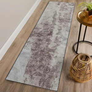 Camberly Merlot 2\'3\" x 7\'6\" Runner Rug