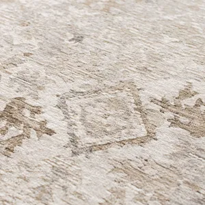 Cyprus Ivory 2\'3\" x 7\'10\" Runner Rug