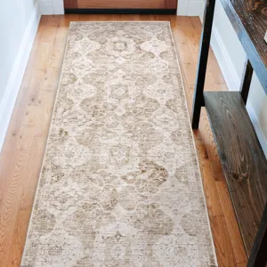 Cyprus Khaki 2\'3\" x 7\'10\" Runner Rug