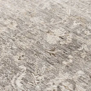 Cyprus Silver 7\'10\" x 10\' Rug