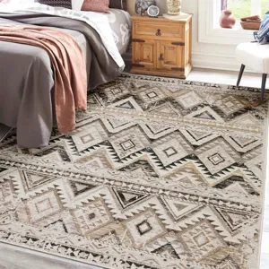 Izmir Taupe 3\'3 x 5\'3\" Rug
