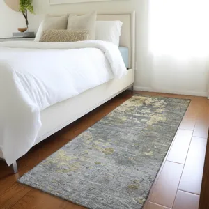 Luxury Washable Indoor/Outdoor Kochi Pewter 2\'3\" x 7\'6\" Runner Rug