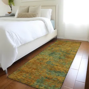 Luxury Washable Indoor/Outdoor Kochi Copper 2\'3\" x 7\'6\" Runner Rug