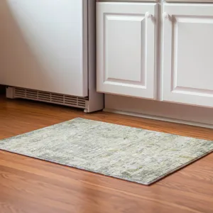 Luxury Washable Indoor/Outdoor Kochi Sage 1\'8\" x 2\'6\" Rug