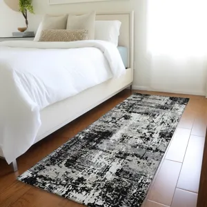 Luxury Washable Indoor/Outdoor Kochi Black 2\'3\" x 7\'6\" Runner Rug