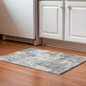 Luxury Washable Indoor/Outdoor Kochi Gray 1\'8\" x 2\'6\" Rug